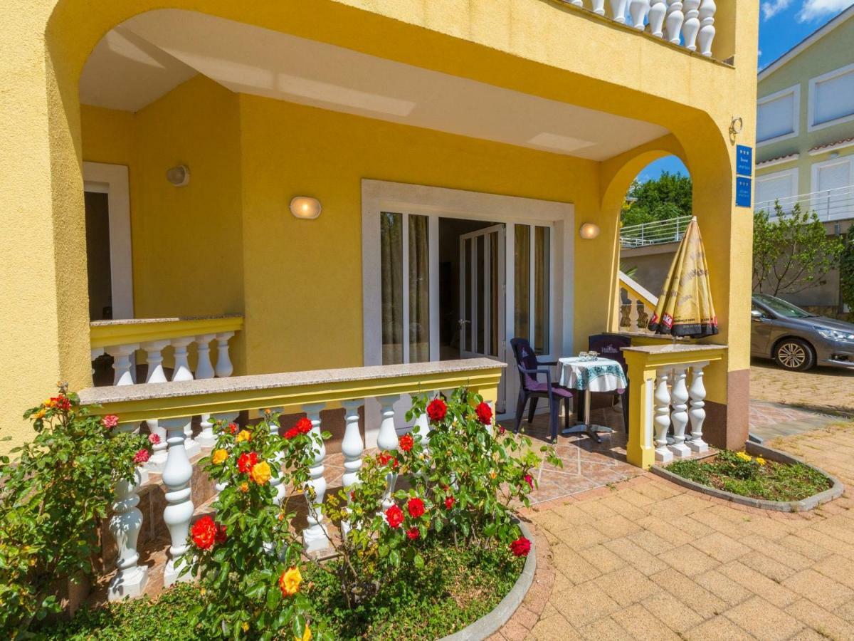 Apartments Artan Crikvenica Εξωτερικό φωτογραφία